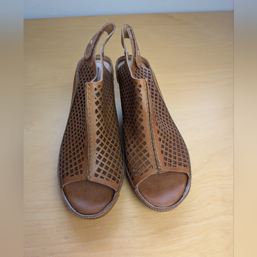 Pikolinos bare feet and Capri sandals Tan Leather Wedge Size 35 = 4.5, 5 US - Picture 6 of 14